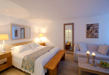 Aqua Luxury suites