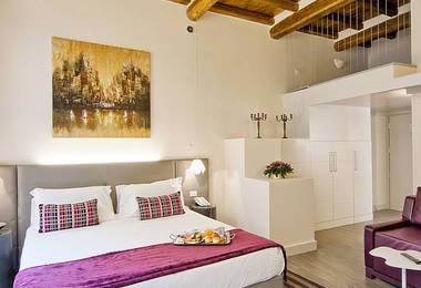 trevi palace luxury apartmnets