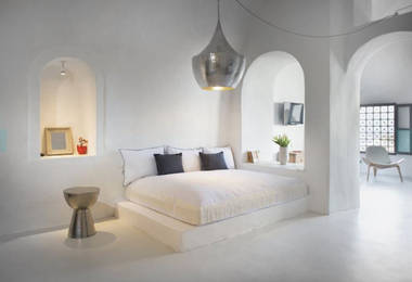 Sophia suites