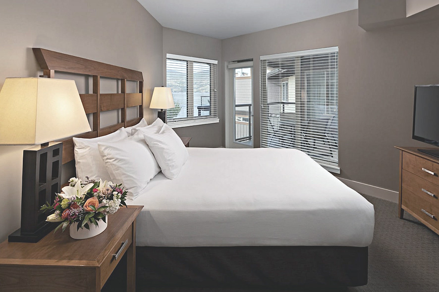 The Cove Lakeside Resort