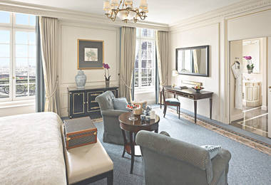 Shangri-La Hotel Paris