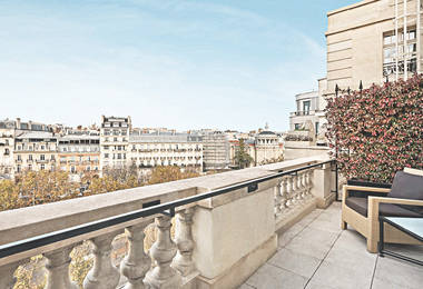 Shangri-La Hotel Paris