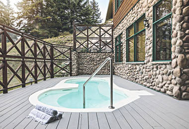 Pyramid Lake Resort