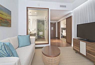 Hyatt Centric Waikiki Beach